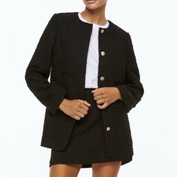 H&M Jackets & Blazers - H&M Boucle Lady Jacket Button Front Pockets Gold Buttons Round Neck Black Sz XS